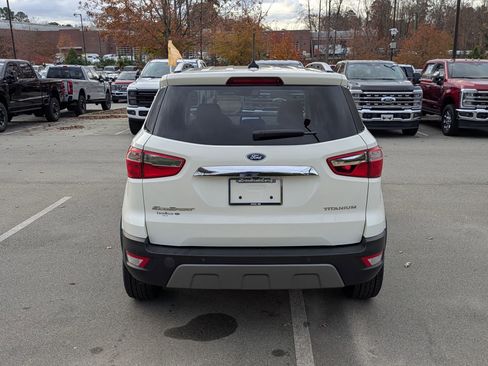 Used 2021 Ford EcoSport Titanium image 5
