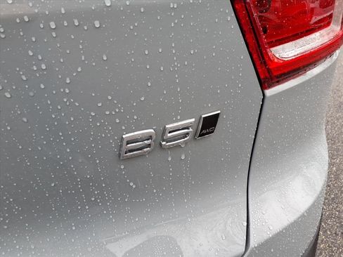 New 2026 Volvo XC40 B5 Core w/ Climate Package image 6