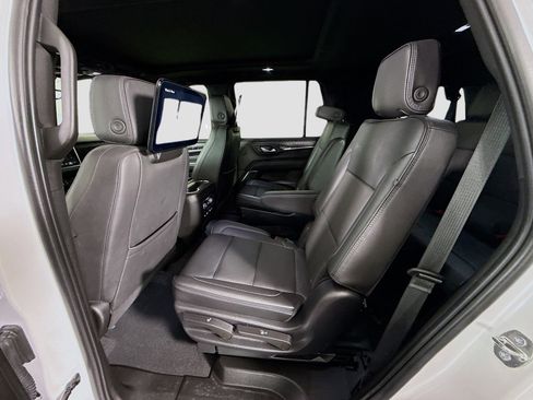 Used 2023 GMC Yukon Denali w/ Denali Reserve Package AWD/4WD image 25