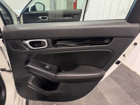 Used 2024 Honda Civic Touring image 24