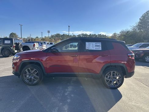 New 2026 Jeep Compass Limited w/ Sun, Sound & Navigation Group AWD/4WD image 6