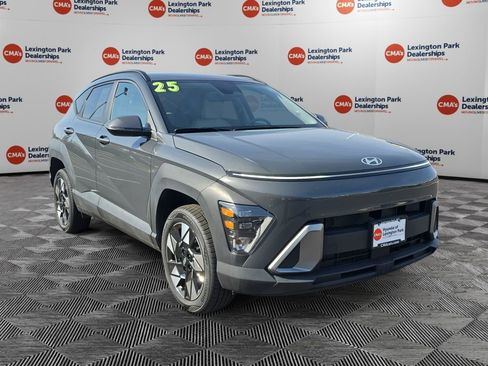 Certified 2025 Hyundai Kona SEL image 1