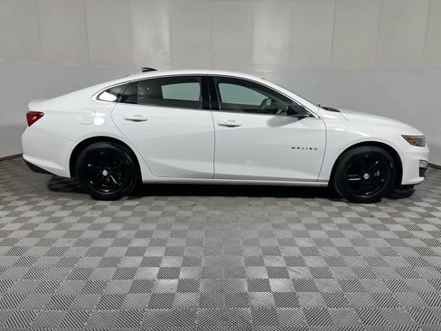 Used 2023 Chevrolet Malibu LS FWD image 9