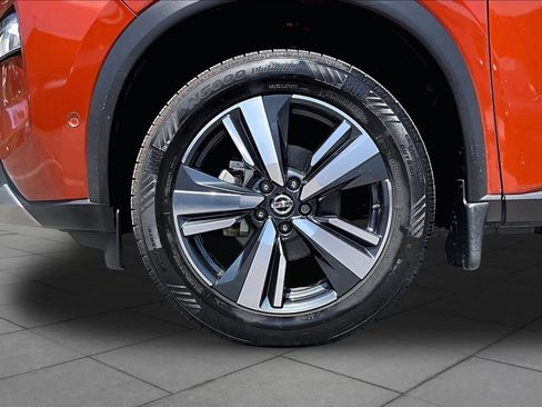Used 2021 Nissan Rogue Platinum FWD image 11