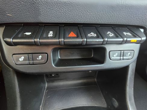 Used 2022 Chevrolet Colorado Z71 image 23