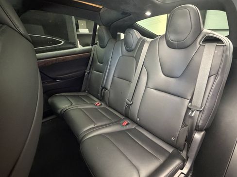 Used 2021 Tesla Model X Long Range AWD/4WD image 7