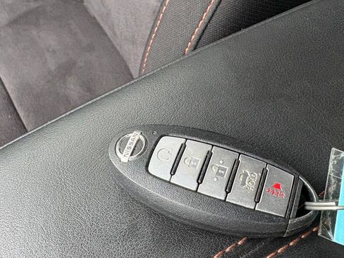 Used 2022 Nissan Sentra SR FWD image 23