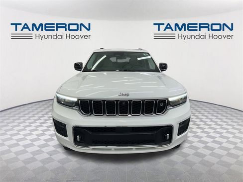 Used 2021 Jeep Grand Cherokee L Overland w/ Advanced Protech Group III image 8