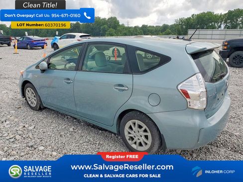 Used 2014 Toyota Prius V Three FWD image 3
