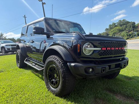 Used 2023 Ford Bronco Wildtrak AWD/4WD image 3