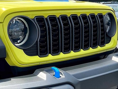 Used 2024 Jeep Wrangler Unlimited Rubicon 4xe image 29