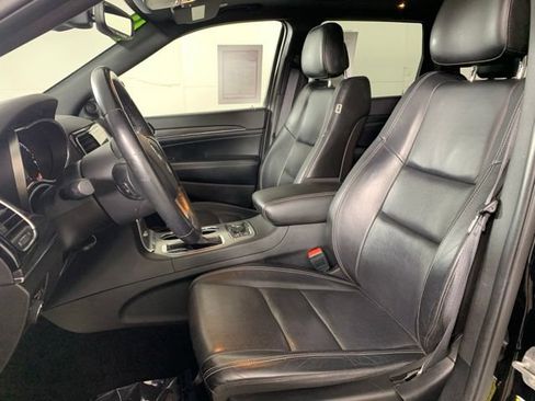Used 2021 Jeep Grand Cherokee Limited AWD/4WD image 17
