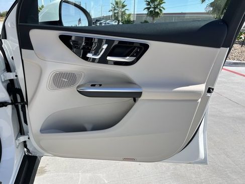 New 2026 Mercedes-Benz GLC 300 image 23