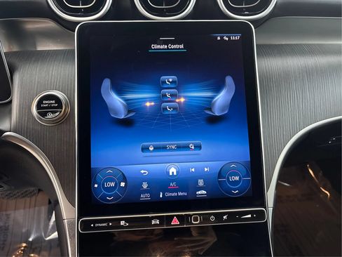 Used 2023 Mercedes-Benz GLC 300 4MATIC image 36