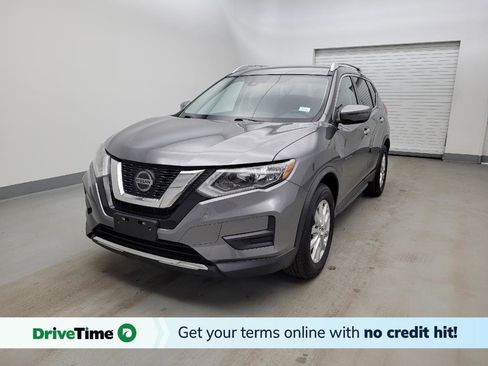 Used 2020 Nissan Rogue SV image 1