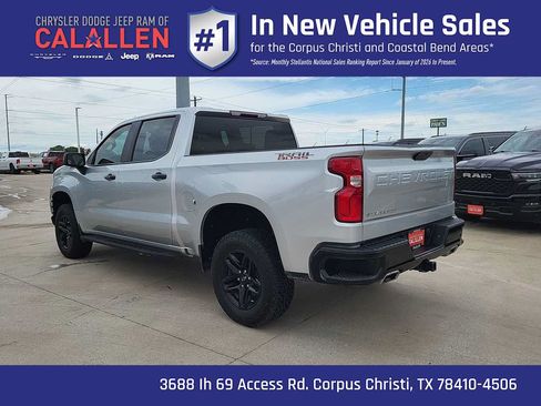 Used 2022 Chevrolet Silverado 1500 LT Trail Boss w/ Safety Package AWD/4WD image 12