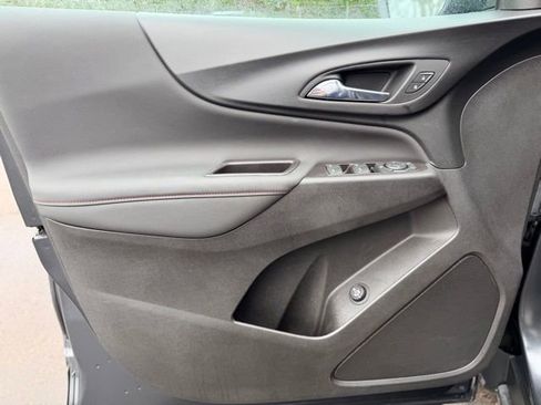 Certified 2022 Chevrolet Equinox RS image 19