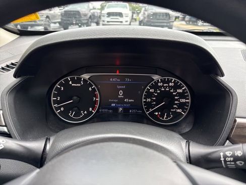 Used 2024 Nissan Altima 2.5 SV FWD image 9