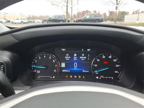 Used 2023 Ford Explorer XLT w/ Equipment Group 202A image 20
