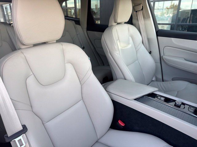 Used 2023 Volvo XC60 B5 Plus w/ Protection Package Premier AWD/4WD image 24
