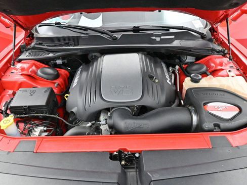 Used 2018 Dodge Challenger R/T w/ Performance Handling Group image 33