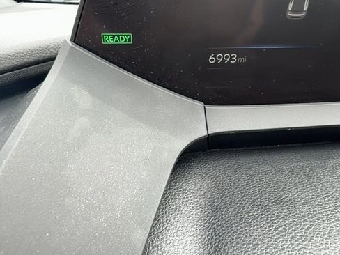 Used 2024 Toyota Prius XLE AWD/4WD image 14