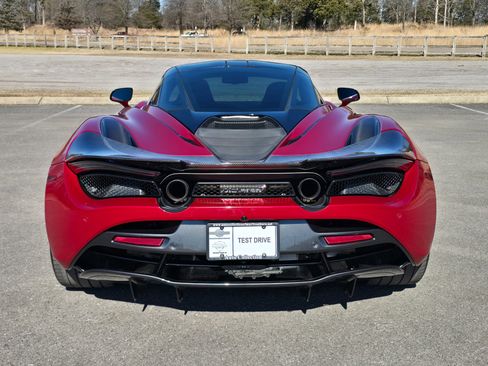 Used 2019 McLaren 720S Performance image 14