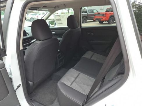 New 2026 Nissan Rogue SV AWD/4WD image 13