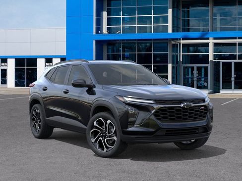 New 2026 Chevrolet Trax RS w/ Sunroof Package FWD image 7