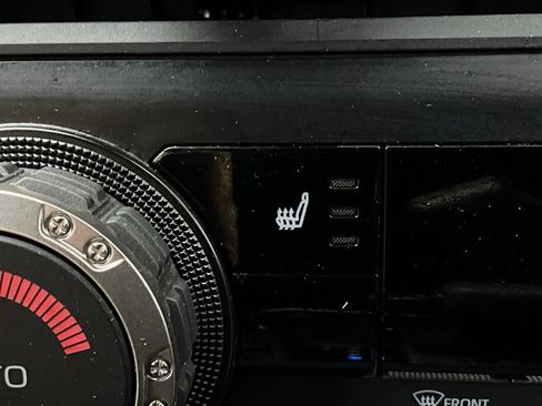 Used 2025 Toyota Tacoma TRD Off-Road image 27