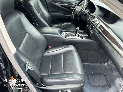 Used 2016 Lexus LS 460 AWD w/ Comfort Package image 12