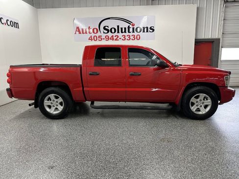 Used 2011 Dodge Dakota Big Horn image 8