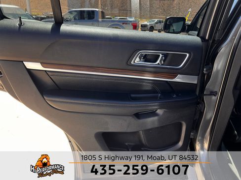 Used 2016 Ford Explorer Limited w/ Class II Trailer Tow Package FWD image 48