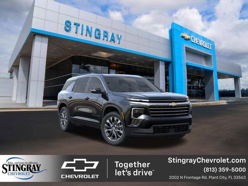 New 2026 Chevrolet Traverse LT w/ Sun and Wheel Package FWD image 1