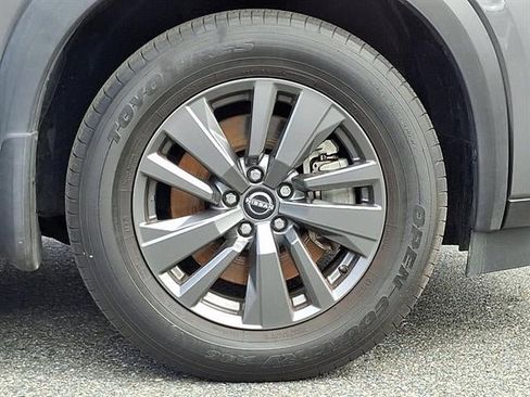 Used 2023 Nissan Pathfinder SV image 8