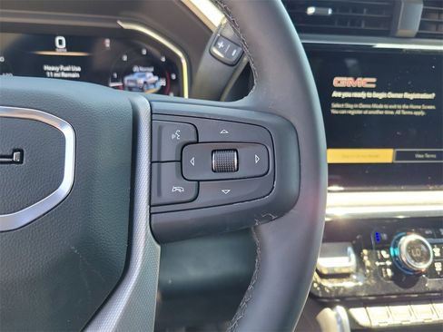 New 2025 GMC Sierra 2500 Denali w/ Denali Reserve Package image 17