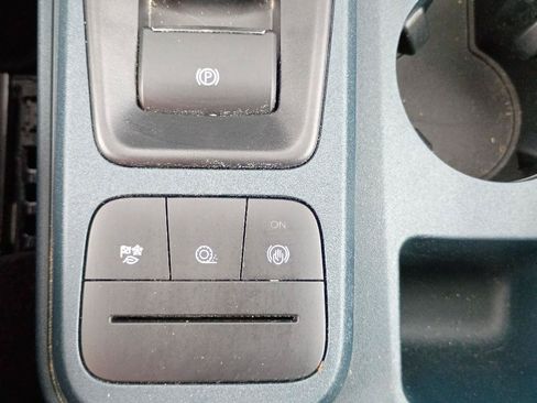 Used 2024 Ford Maverick XLT FWD image 16