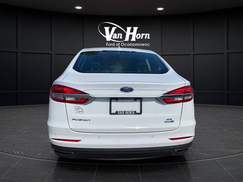 Used 2020 Ford Fusion SE AWD/4WD image 6