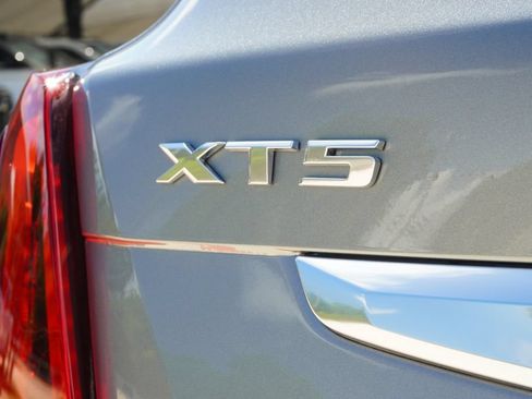 Used 2024 Cadillac XT5 Premium Luxury w/ Technology Package FWD image 9