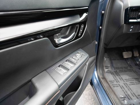 Used 2025 Honda CR-V Sport Touring image 7