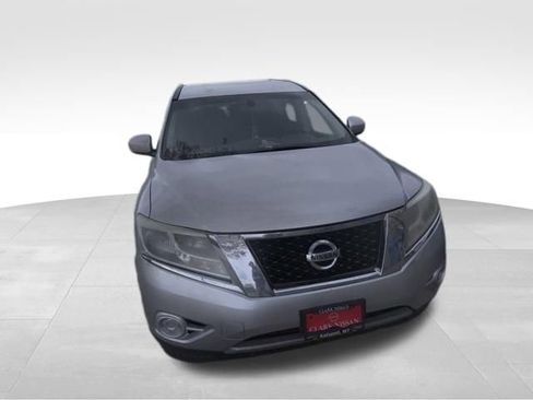 Used 2016 Nissan Pathfinder S AWD/4WD image 3