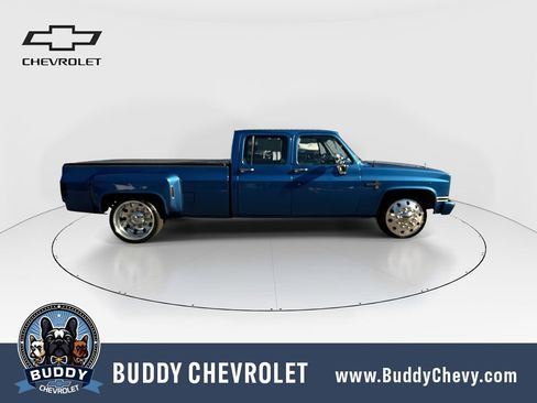 Used 1988 Chevrolet Silverado 3500 2WD Crew Cab image 9