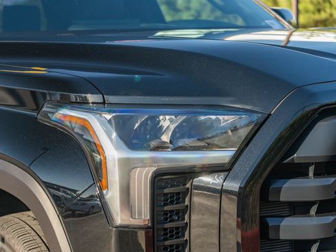 Certified 2025 Toyota Tundra Limited AWD/4WD image 13