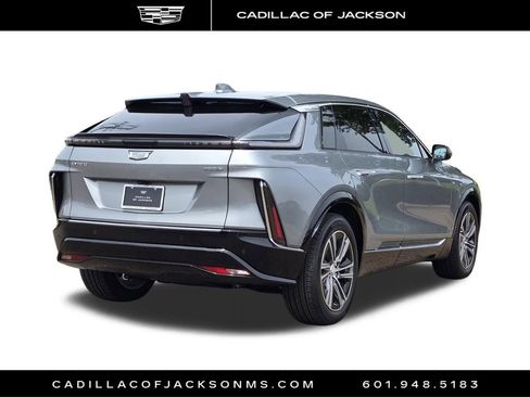 New 2026 Cadillac Lyriq Luxury image 6