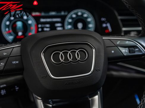 Used 2022 Audi Q8 Premium Plus image 34