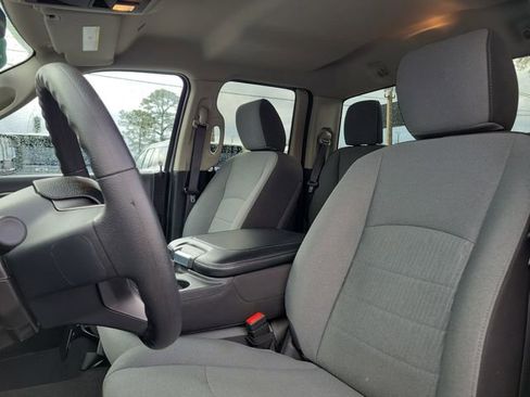 Used 2024 RAM 1500 Classic SLT image 17