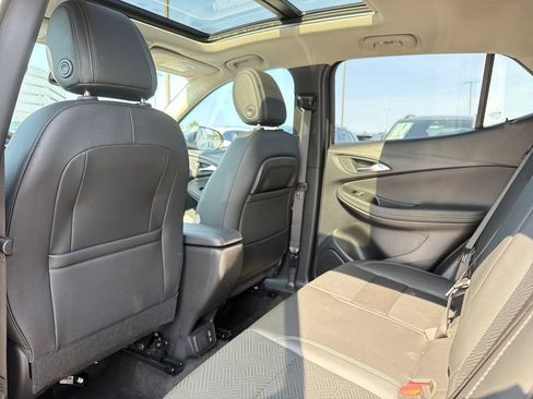 Used 2023 Buick Encore GX Essence w/ Experience Buick Package FWD image 12
