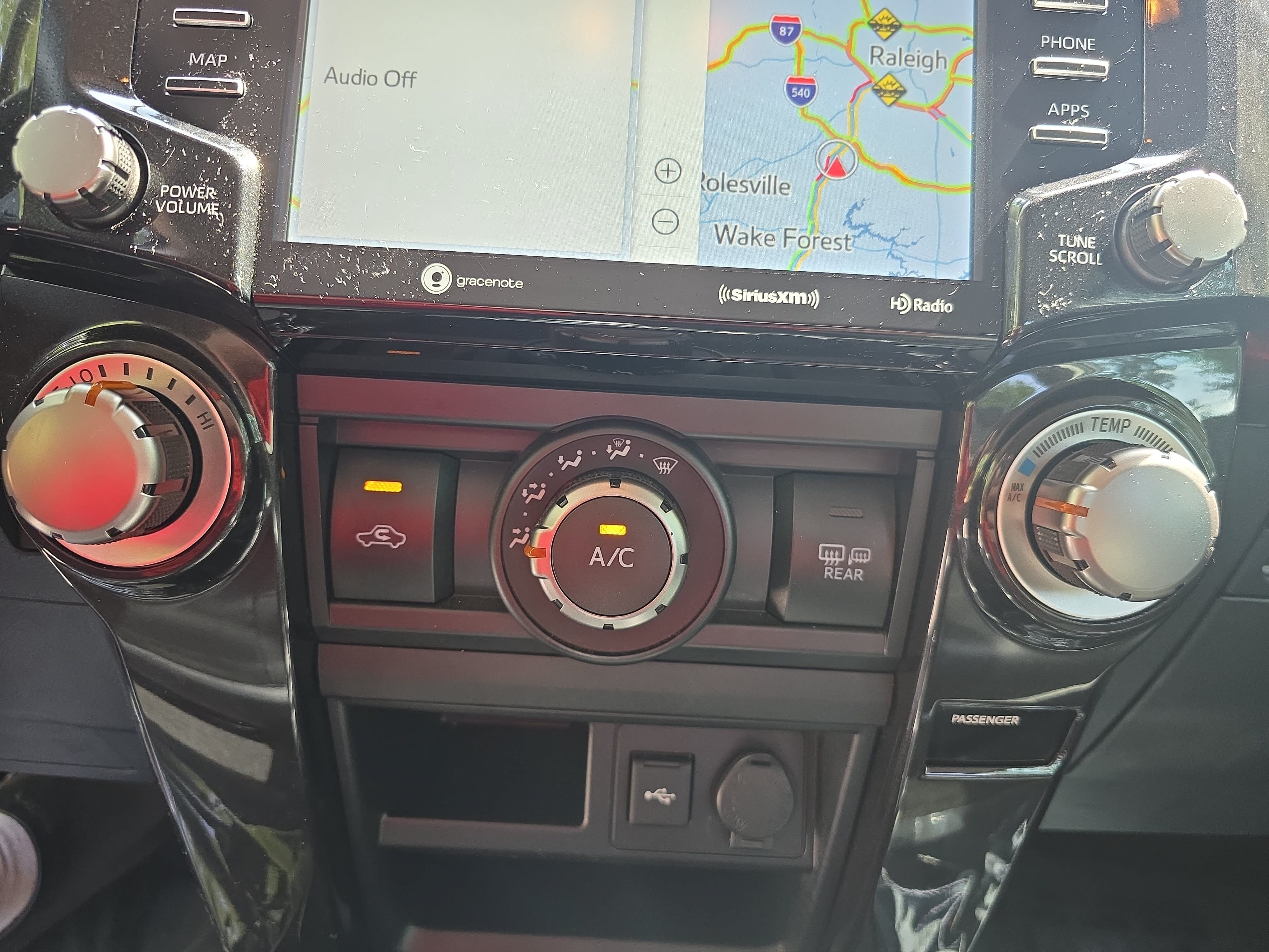 Used 2021 Toyota 4Runner Venture AWD/4WD image 20