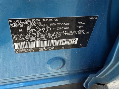 Used 2018 Toyota RAV4 Limited AWD/4WD image 6