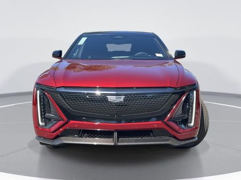 New 2026 Cadillac Lyriq V w/ Exterior Carbon Fiber Package AWD/4WD image 4